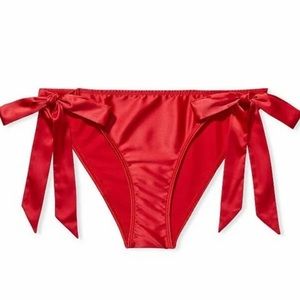 Victoria’s Secret Dream Angels red satin cheeky string panties size L